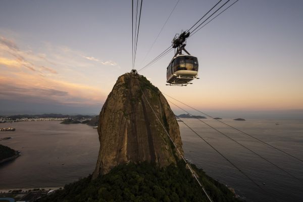 Cable car on its way to Sugarloaf Mountain.
