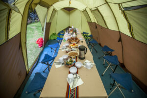 The dining tent on the trail.