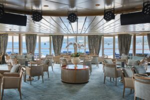 Dining room on the Silver Wind.