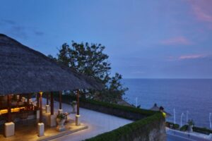 Bar at Amankila.
